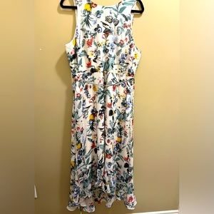 NWT Banana Republic flower/bird long print dress.Two length ruffle bottom. Sz 14